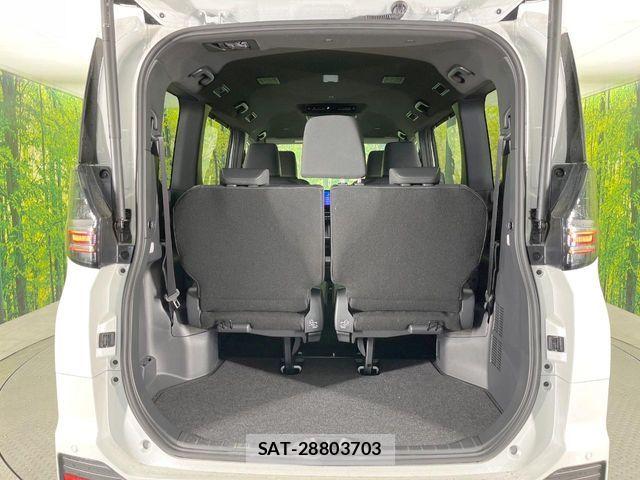 Toyota VOXY HYBRID 2025-09 7227062-10