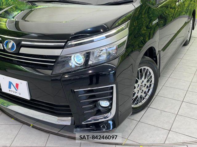 Toyota VOXY HYBRID 2016-07 7227006-13