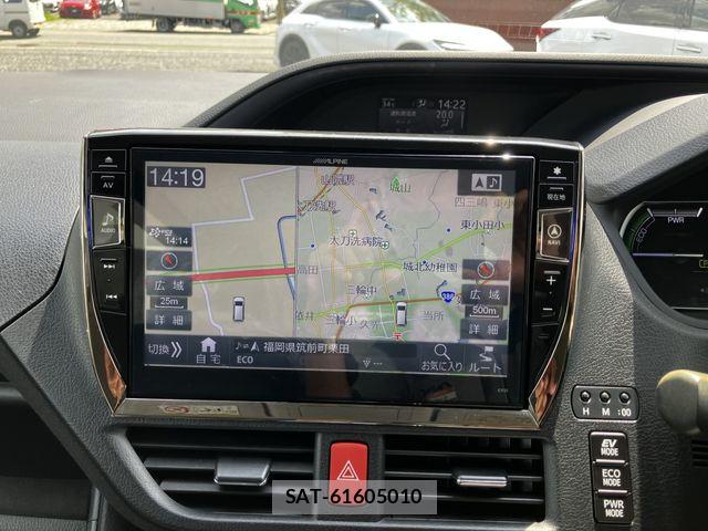 Toyota VOXY HYBRID 2016-05 7227007-14