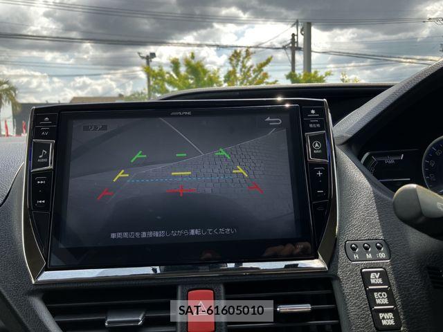 Toyota VOXY HYBRID 2016-05 7227007-15