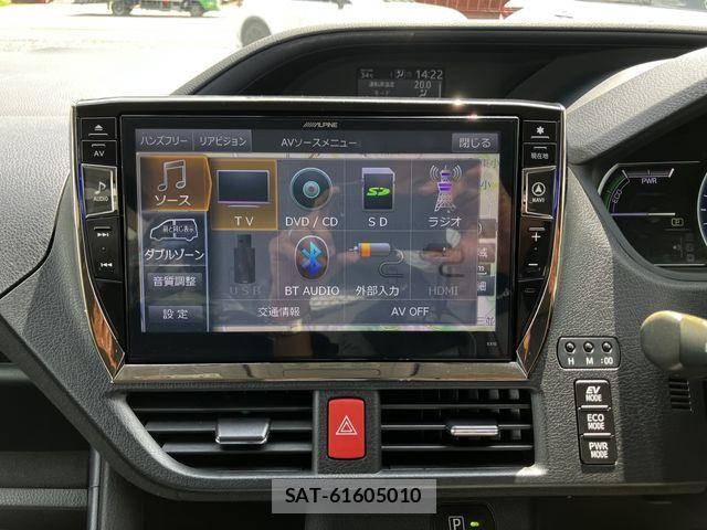Toyota VOXY HYBRID 2016-05 7227007-16