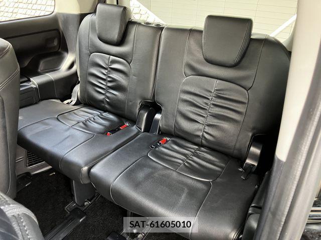 Toyota VOXY HYBRID 2016-05 7227007-22