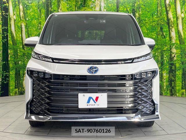 Toyota VOXY HYBRID 2023-11 7227054-13