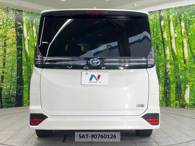 Toyota VOXY HYBRID 2023-11 7227054-14