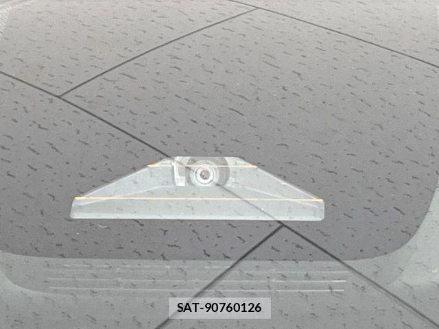 Toyota VOXY HYBRID 2023-11 7227054-4