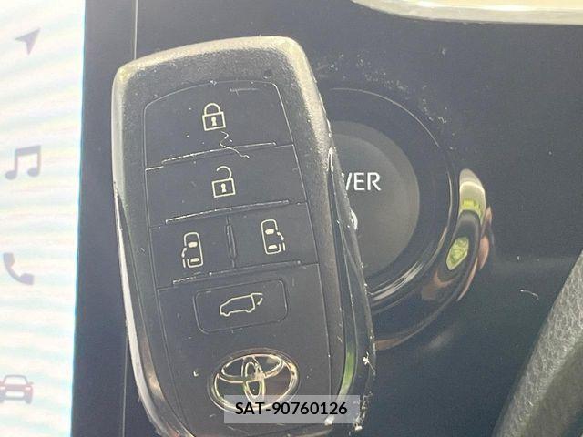 Toyota VOXY HYBRID 2023-11 7227054-6