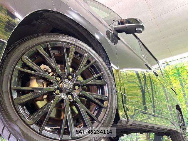 Toyota VOXY HYBRID 2022-12 7227037-13