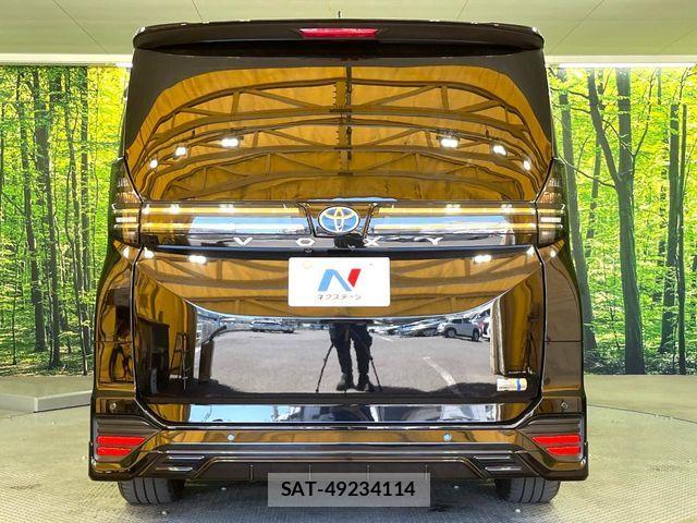 Toyota VOXY HYBRID 2022-12 7227037-15