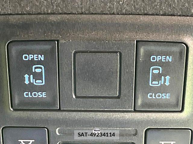 Toyota VOXY HYBRID 2022-12 7227037-4