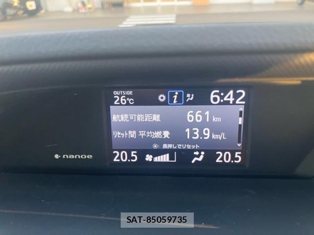 Toyota VOXY HYBRID 2016-10 7227004-18