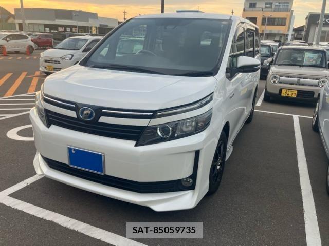 Toyota VOXY HYBRID 2016-10 7227004-1