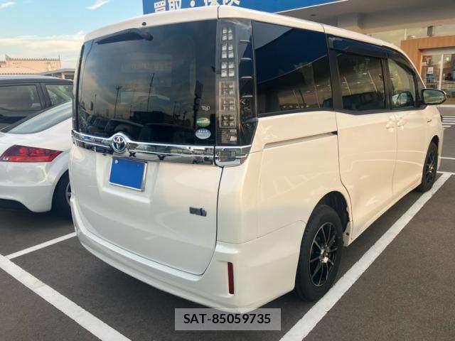Toyota VOXY HYBRID 2016-10 7227004-2