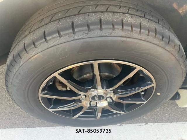 Toyota VOXY HYBRID 2016-10 7227004-7