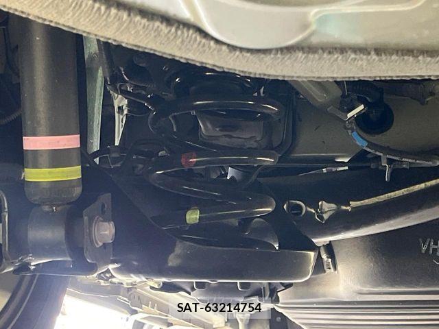 Toyota VOXY HYBRID 2025-07 7227063-19