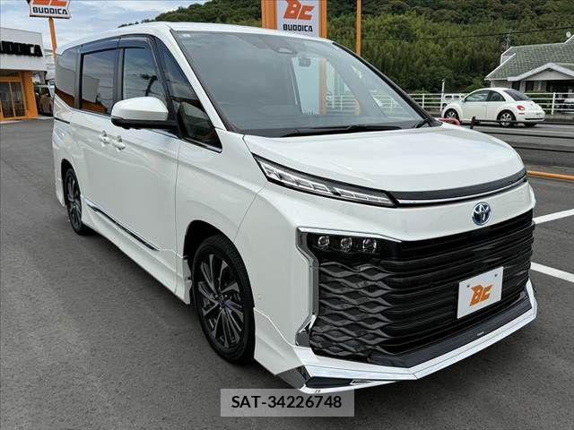 Toyota VOXY HYBRID 2023-08 7227044-9