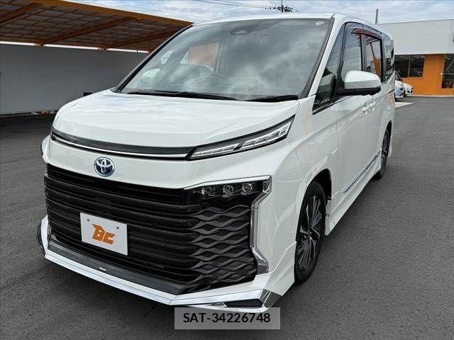 Toyota VOXY HYBRID 2023-08 7227044-7