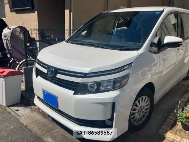 Toyota VOXY HYBRID 2015-03 7227002-1