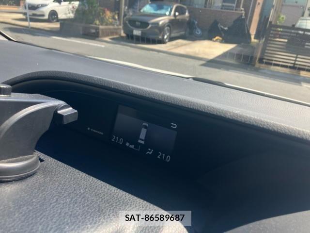 Toyota VOXY HYBRID 2015-03 7227002-21