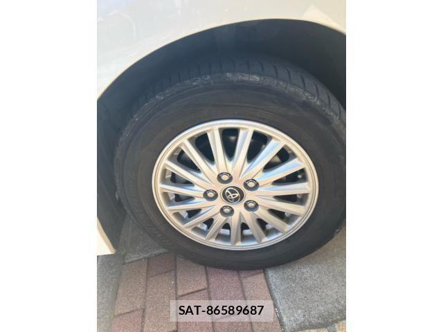 Toyota VOXY HYBRID 2015-03 7227002-8