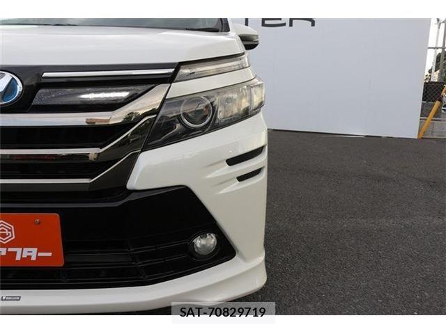 Toyota VOXY HYBRID 2014-03 7226996-10