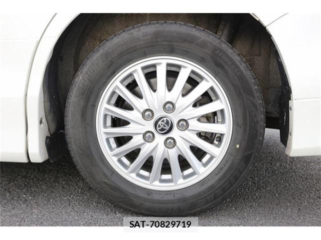 Toyota VOXY HYBRID 2014-03 7226996-12