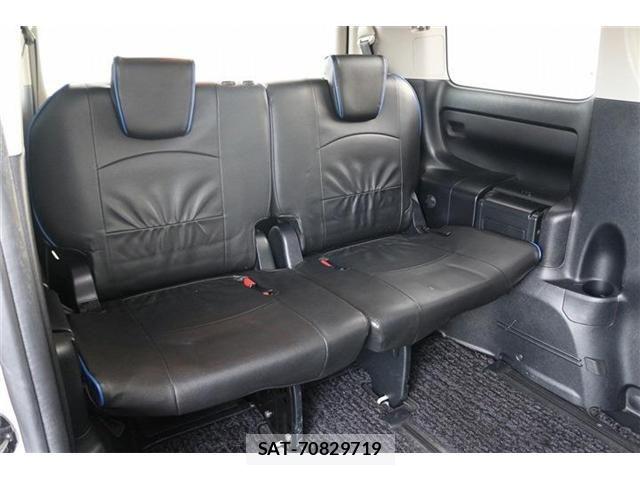 Toyota VOXY HYBRID 2014-03 7226996-16