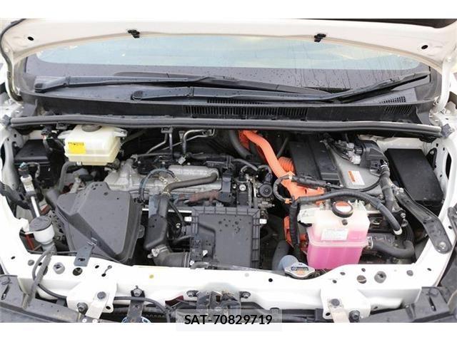 Toyota VOXY HYBRID 2014-03 7226996-20