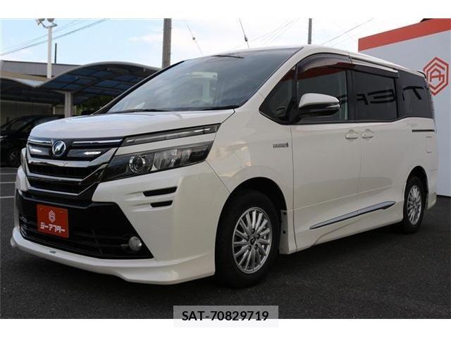Toyota VOXY HYBRID 2014-03 7226996-24