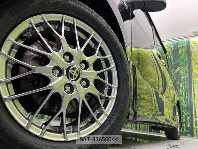 Toyota VOXY HYBRID 2019-08 7227020-13
