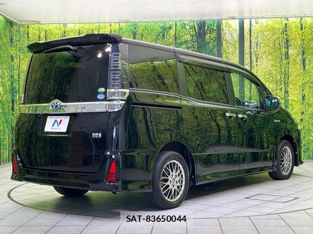Toyota VOXY HYBRID 2019-08 7227020-17