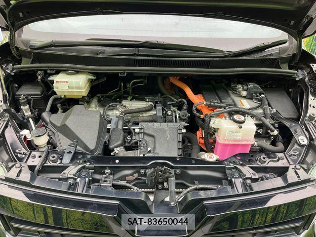 Toyota VOXY HYBRID 2019-08 7227020-18