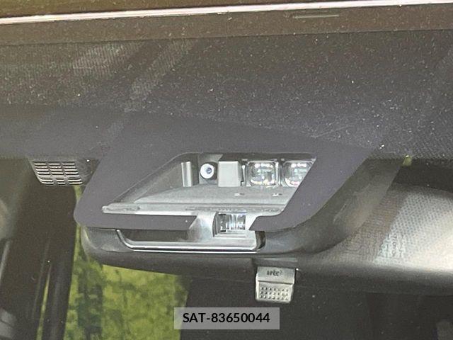 Toyota VOXY HYBRID 2019-08 7227020-6