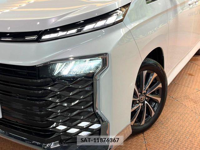 Toyota VOXY HYBRID 2025-12 7227070-13