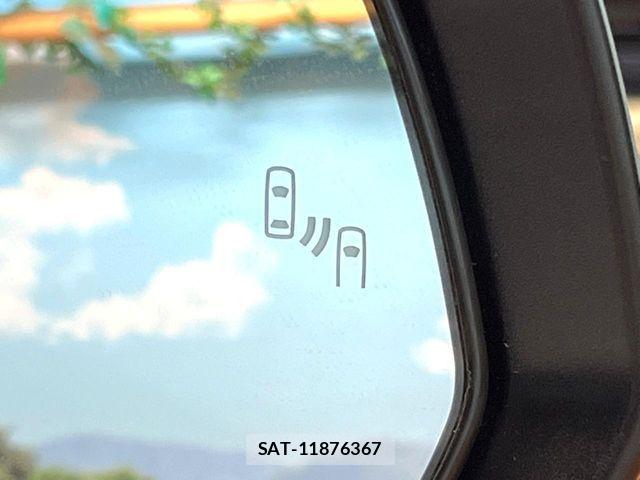 Toyota VOXY HYBRID 2025-12 7227070-7