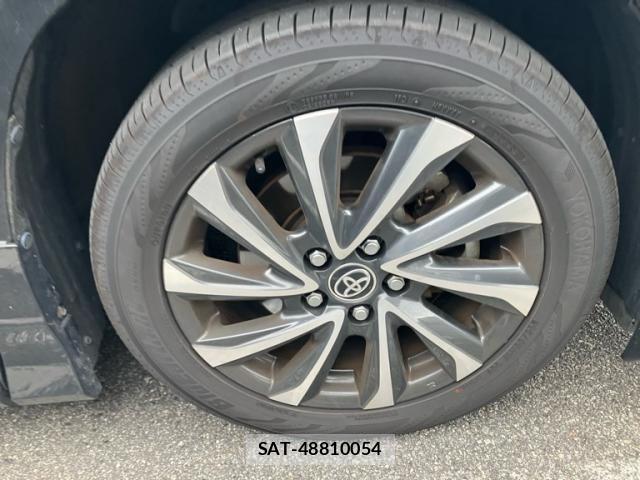 Toyota VOXY HYBRID 2022-04 7227036-8