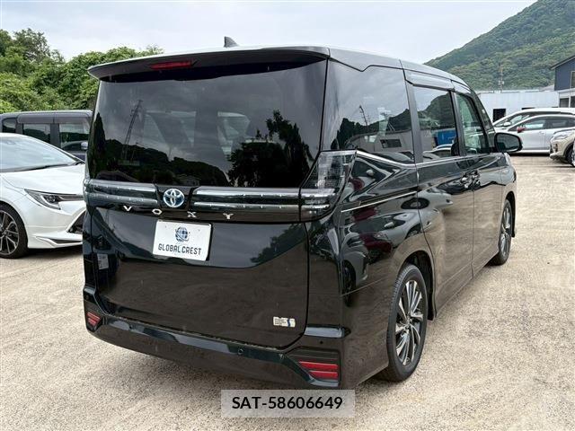 Toyota VOXY HYBRID 2024-04 7227051-15