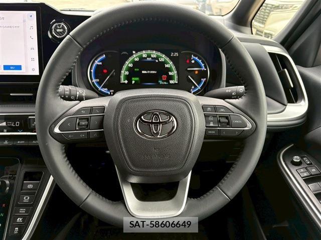 Toyota VOXY HYBRID 2024-04 7227051-27
