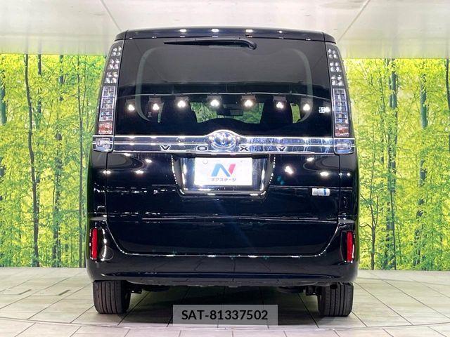 Toyota VOXY HYBRID 2014-06 7226998-14
