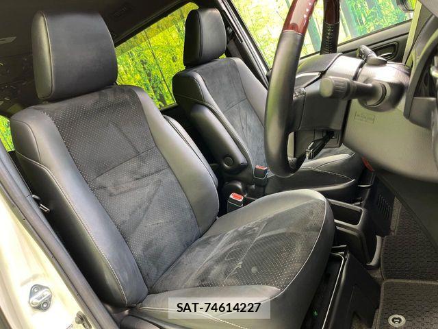 Toyota VOXY HYBRID 2021-08 7227030-7