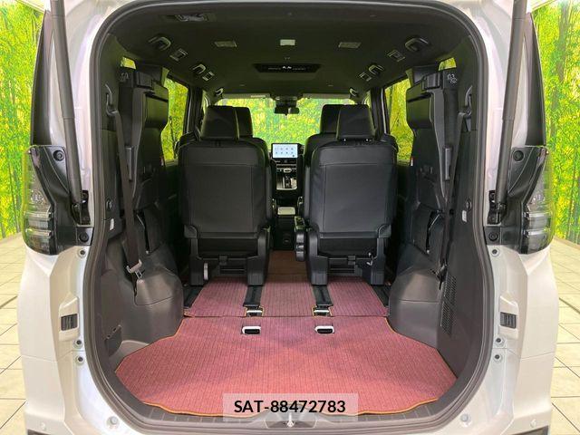 Toyota VOXY HYBRID 2025-10 7227069-11