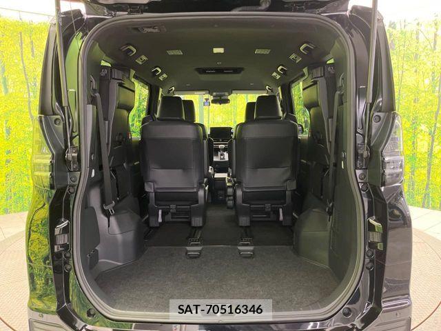 Toyota VOXY HYBRID 2022-11 7227035-10