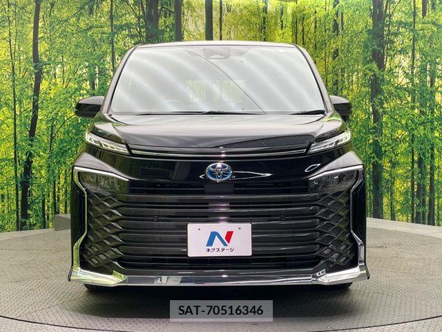 Toyota VOXY HYBRID 2022-11 7227035-14