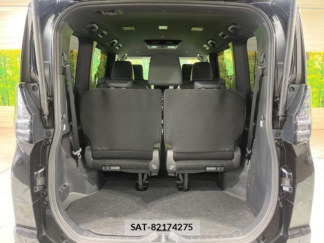 Toyota VOXY HYBRID 2023-01 7227039-10