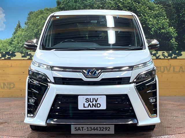 Toyota VOXY HYBRID 2019-07 7227014-13