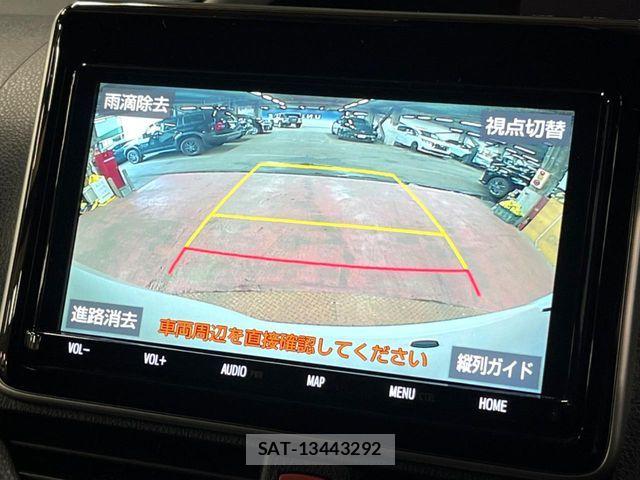 Toyota VOXY HYBRID 2019-07 7227014-4
