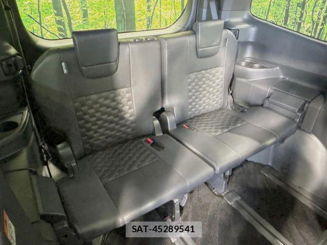 Toyota VOXY HYBRID 2025-12 7227067-9
