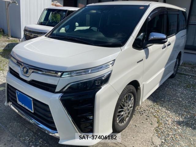 Toyota VOXY HYBRID 2018-11 7227013-0