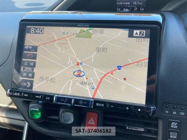 Toyota VOXY HYBRID 2018-11 7227013-24