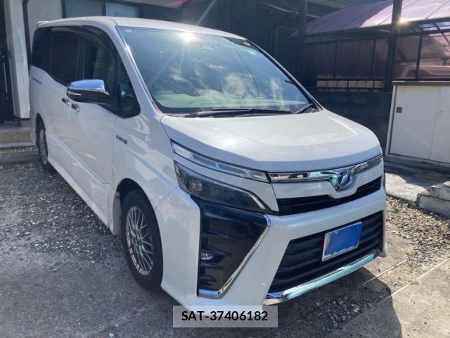 Toyota VOXY HYBRID 2018-11 7227013-2