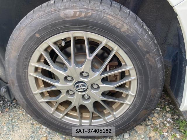 Toyota VOXY HYBRID 2018-11 7227013-8